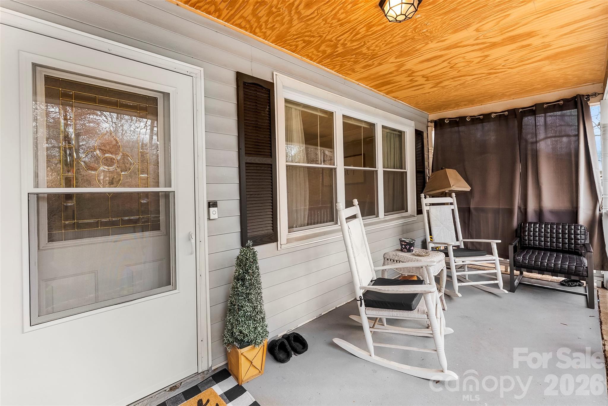 107 Oakland Road — Belmont