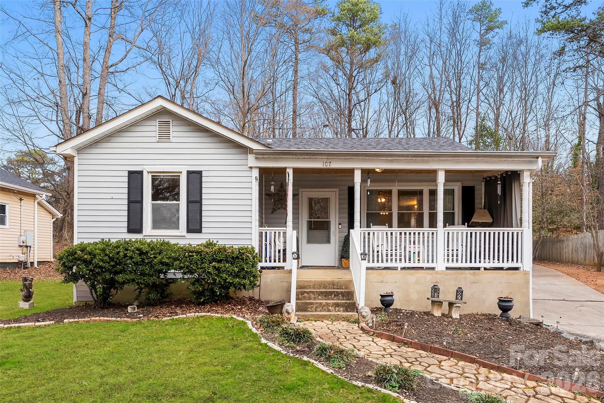 107 Oakland Road — Belmont