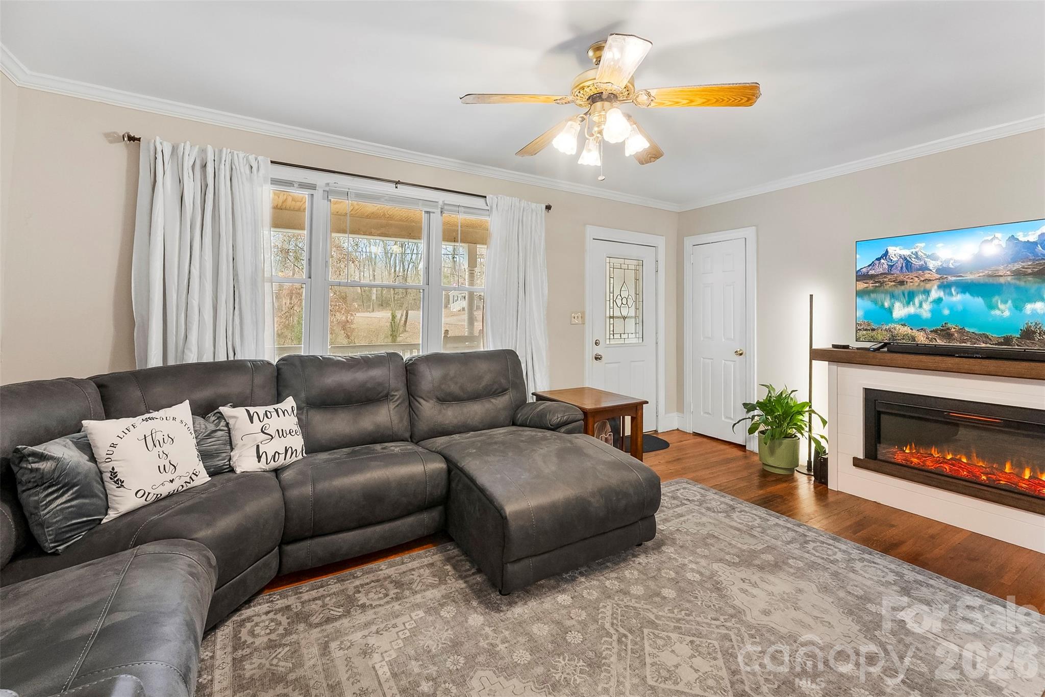 107 Oakland Road — Belmont