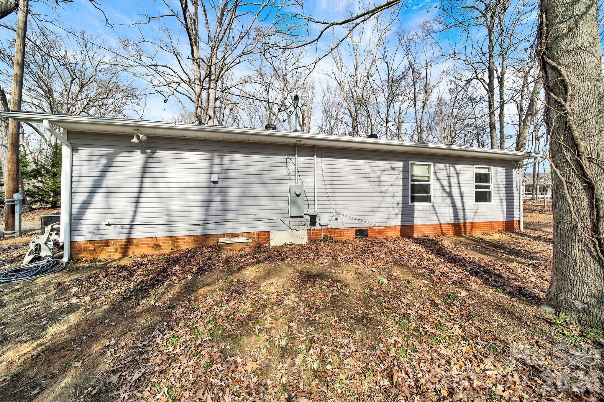 2503 Lancaster Highway — Monroe