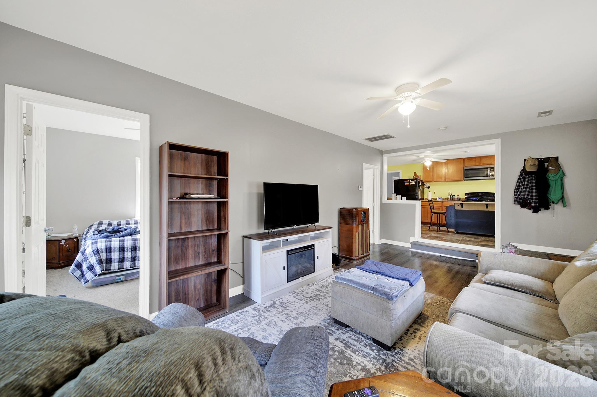 2503 Lancaster Highway — Monroe