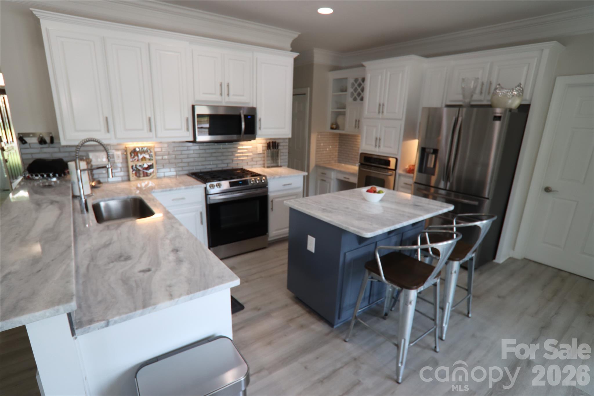 15537 Northstone Drive — Huntersville