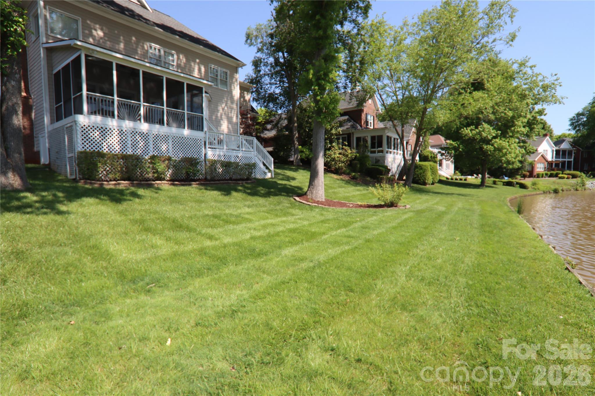 15537 Northstone Drive — Huntersville