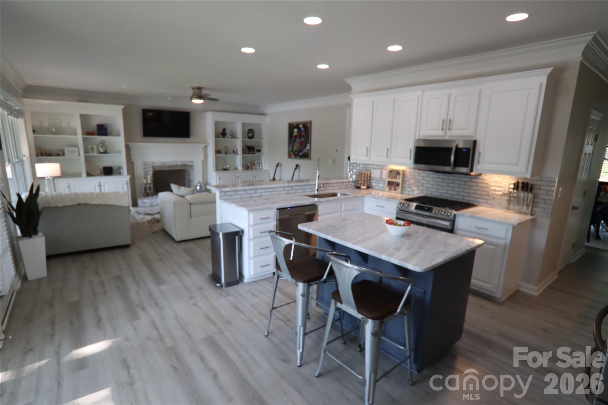 15537 Northstone Drive — Huntersville