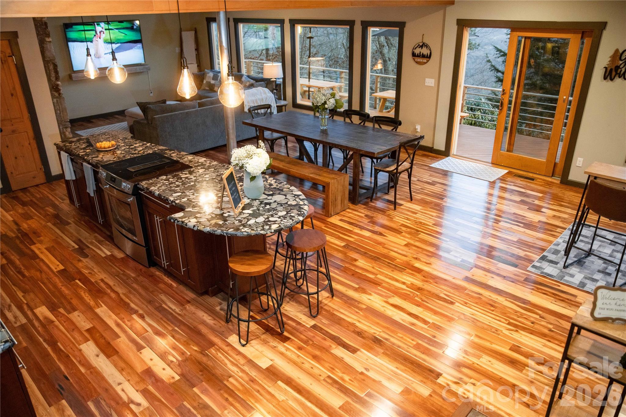 425 Flat Top Mountain Road — Fairview
