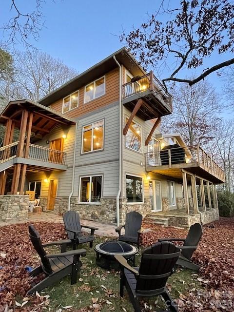 425 Flat Top Mountain Road — Fairview