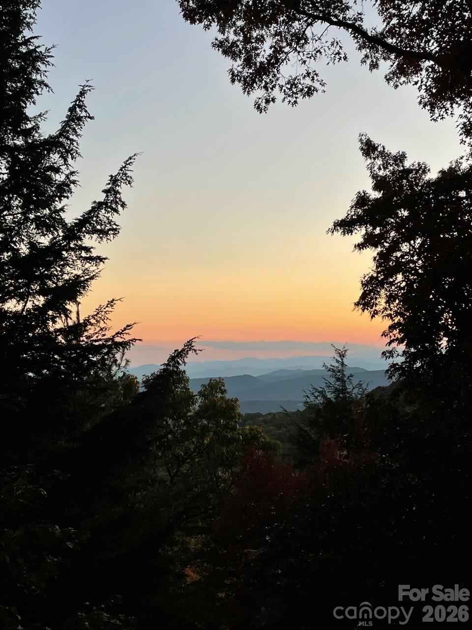 425 Flat Top Mountain Road — Fairview