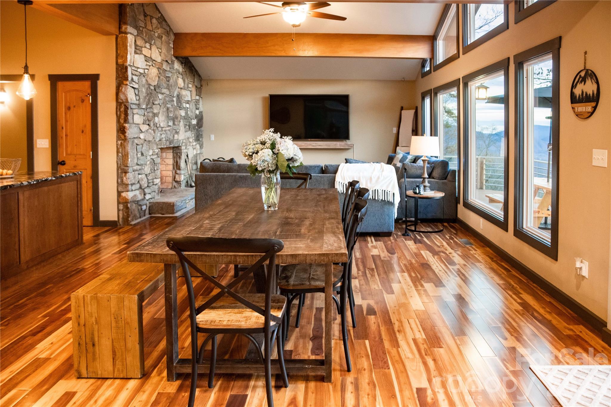 425 Flat Top Mountain Road — Fairview