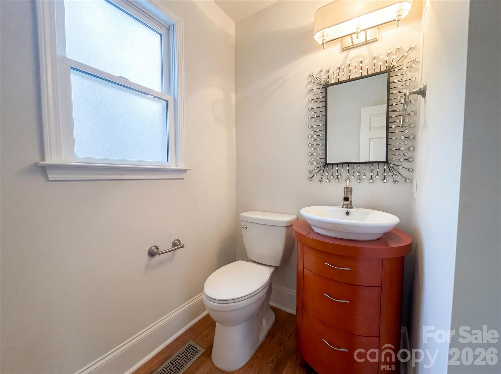 122 W Tattersall Drive — Statesville
