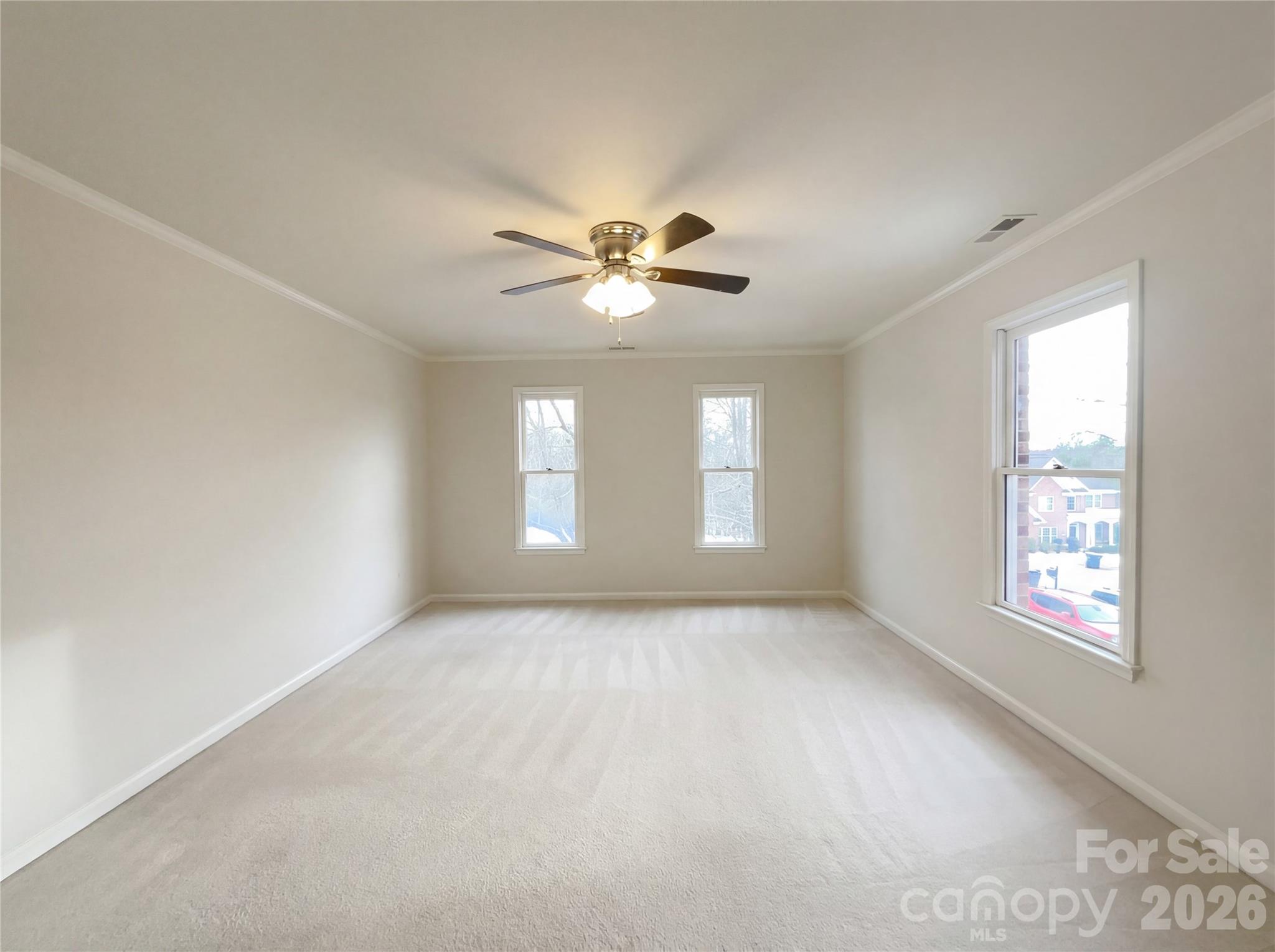 122 W Tattersall Drive — Statesville