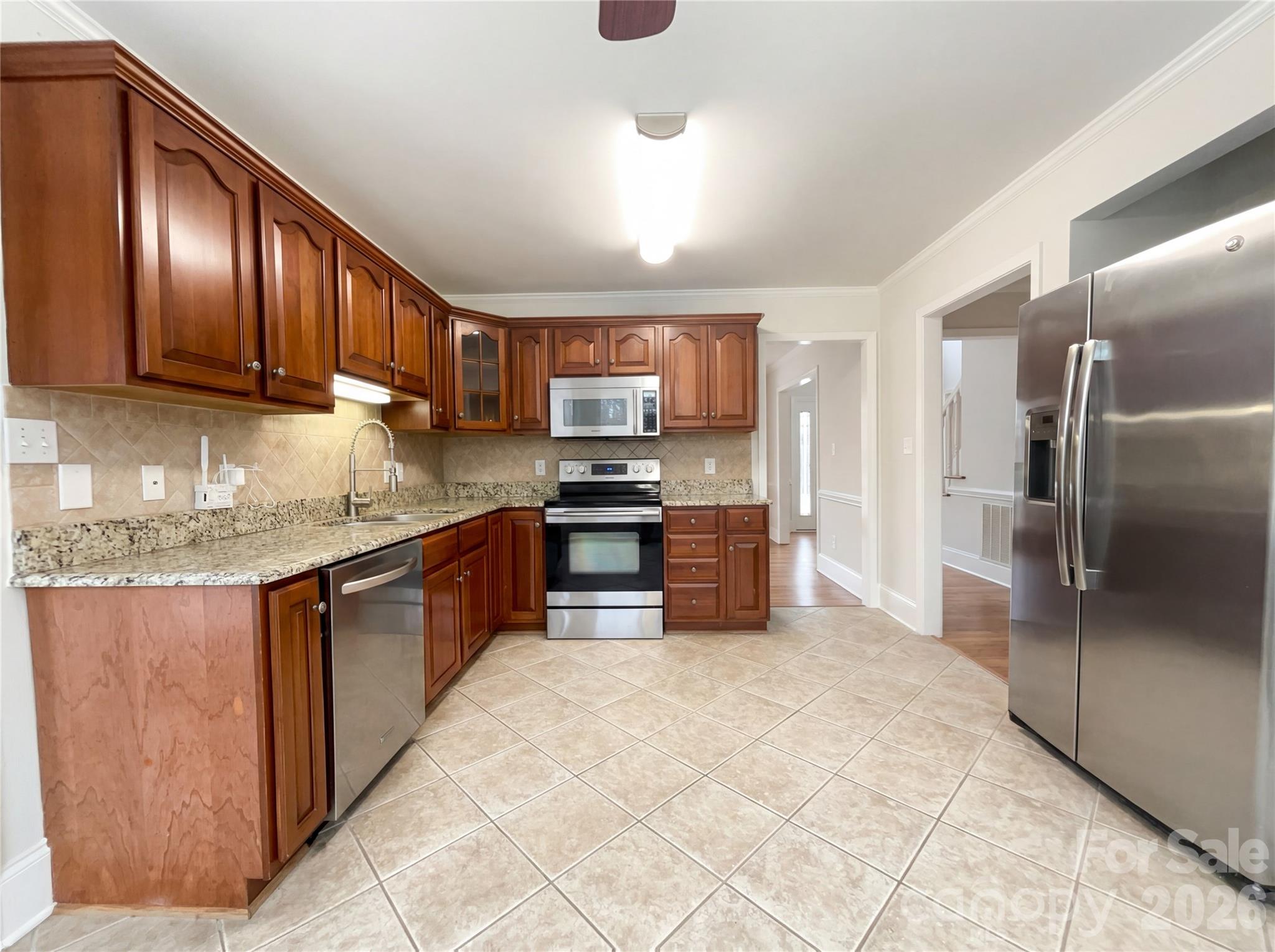 122 W Tattersall Drive — Statesville