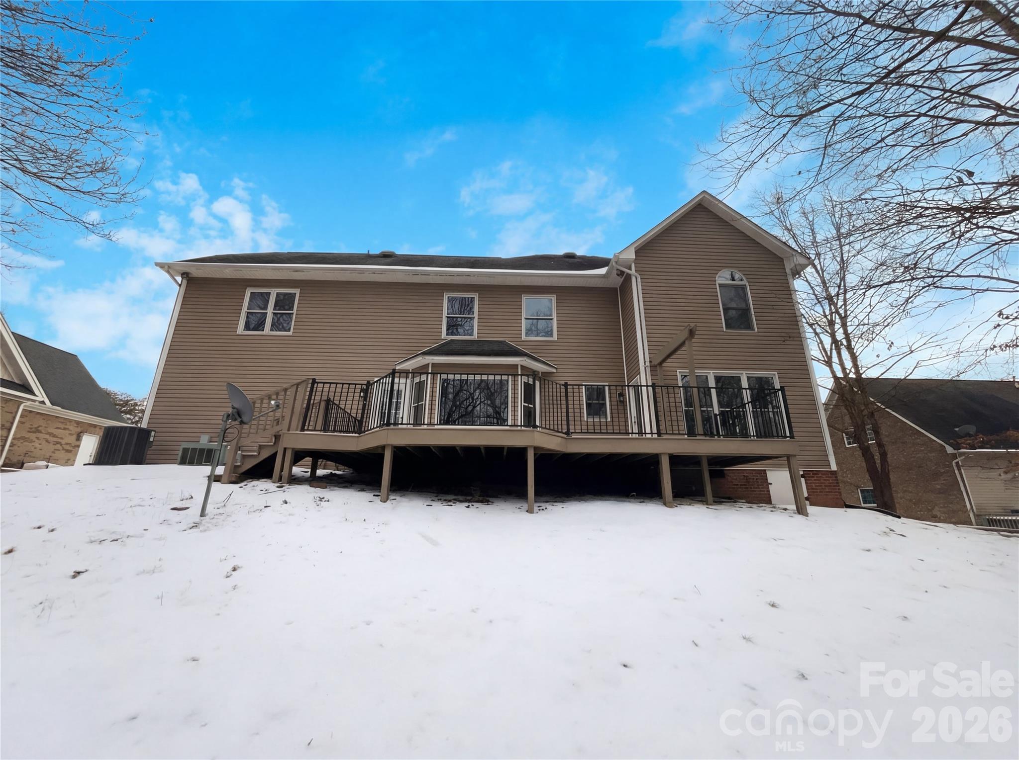 122 W Tattersall Drive — Statesville