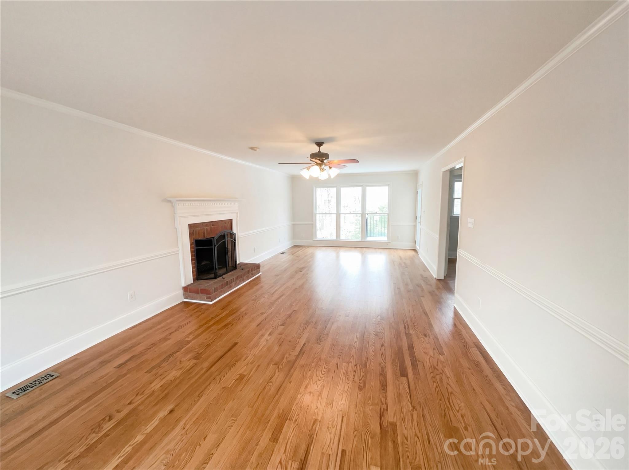 122 W Tattersall Drive — Statesville