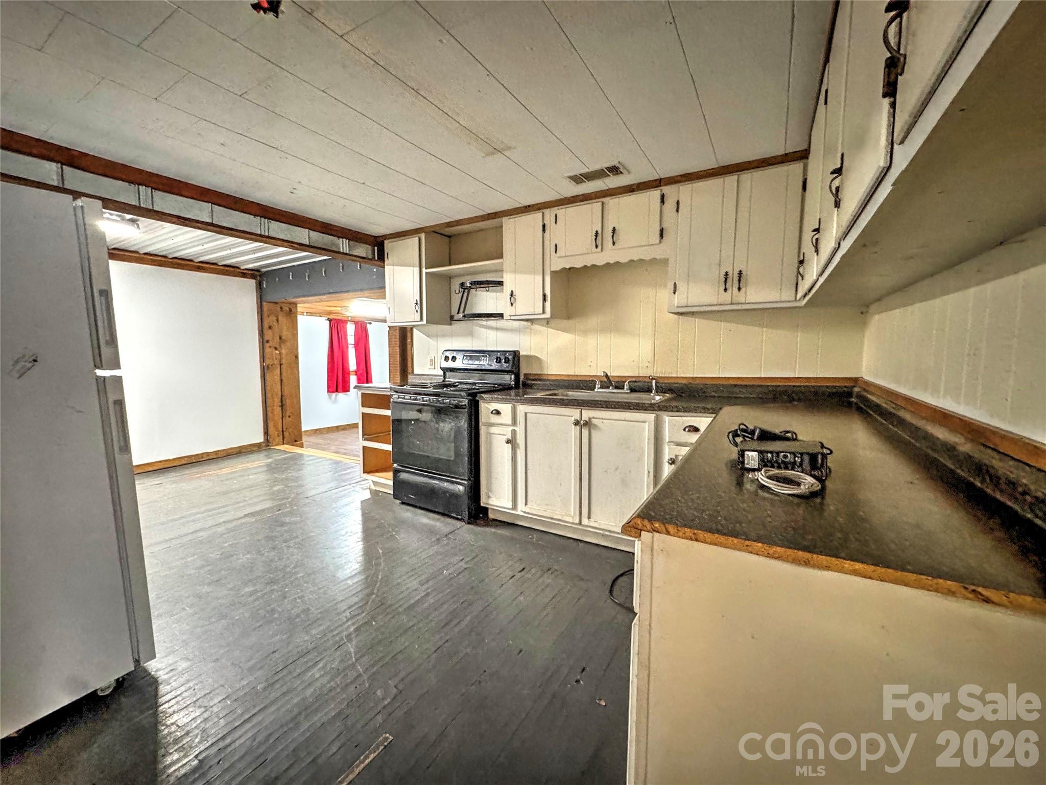 1101 Otter Creek Road — Topton