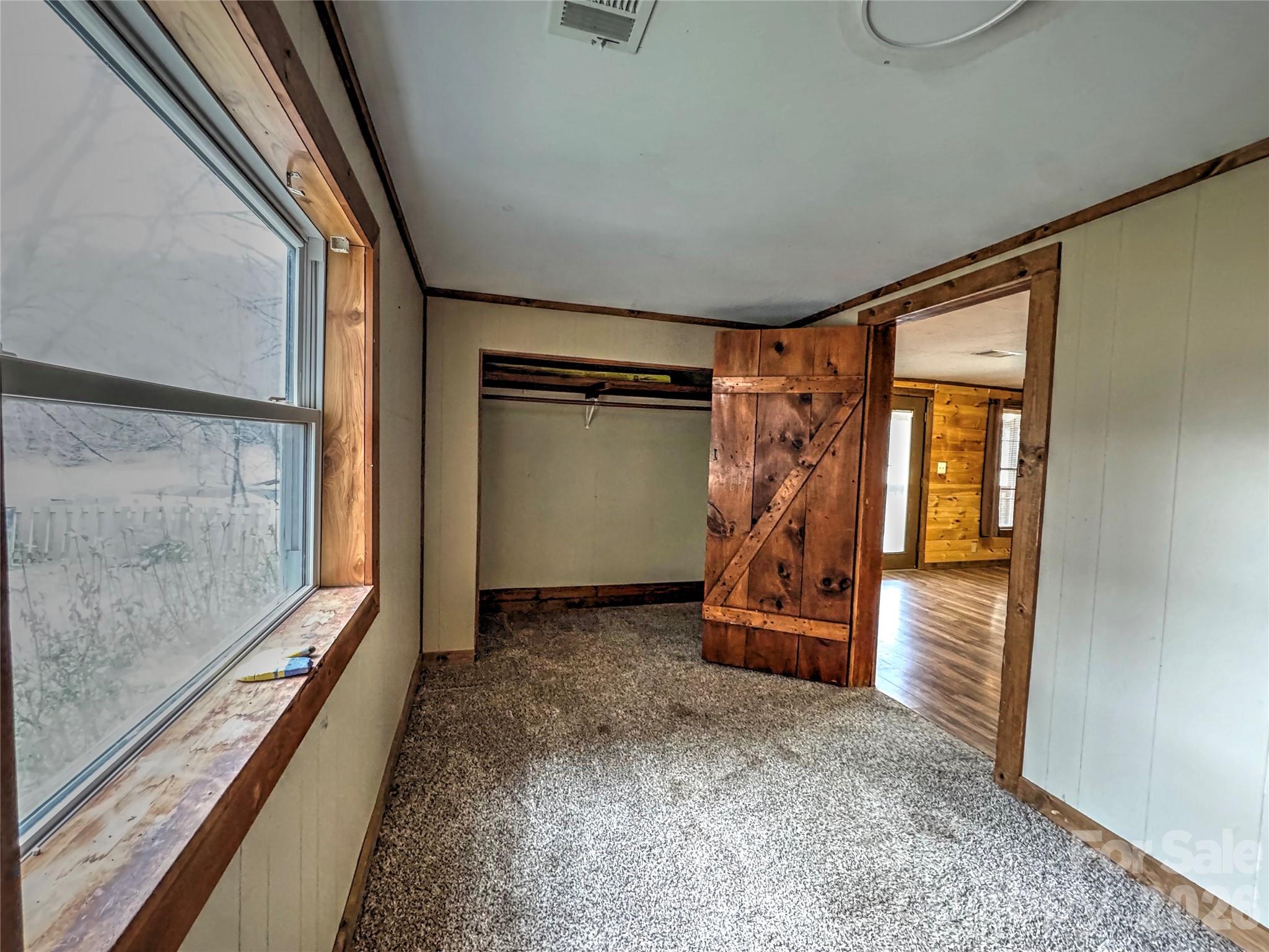 1101 Otter Creek Road — Topton