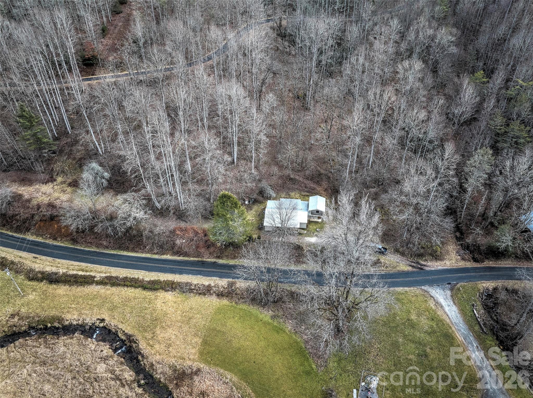 1101 Otter Creek Road — Topton