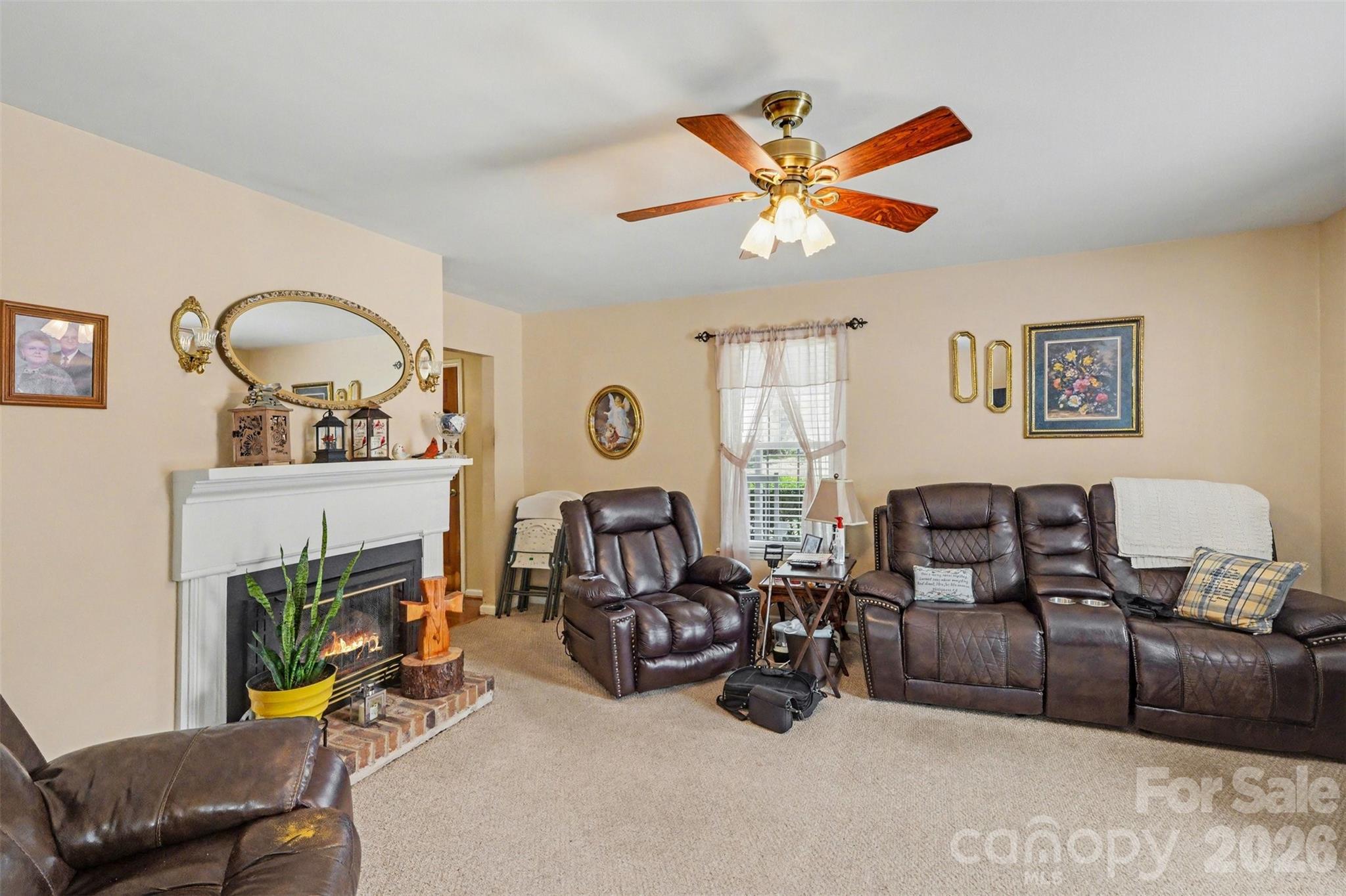 300 S Broome Street — Waxhaw