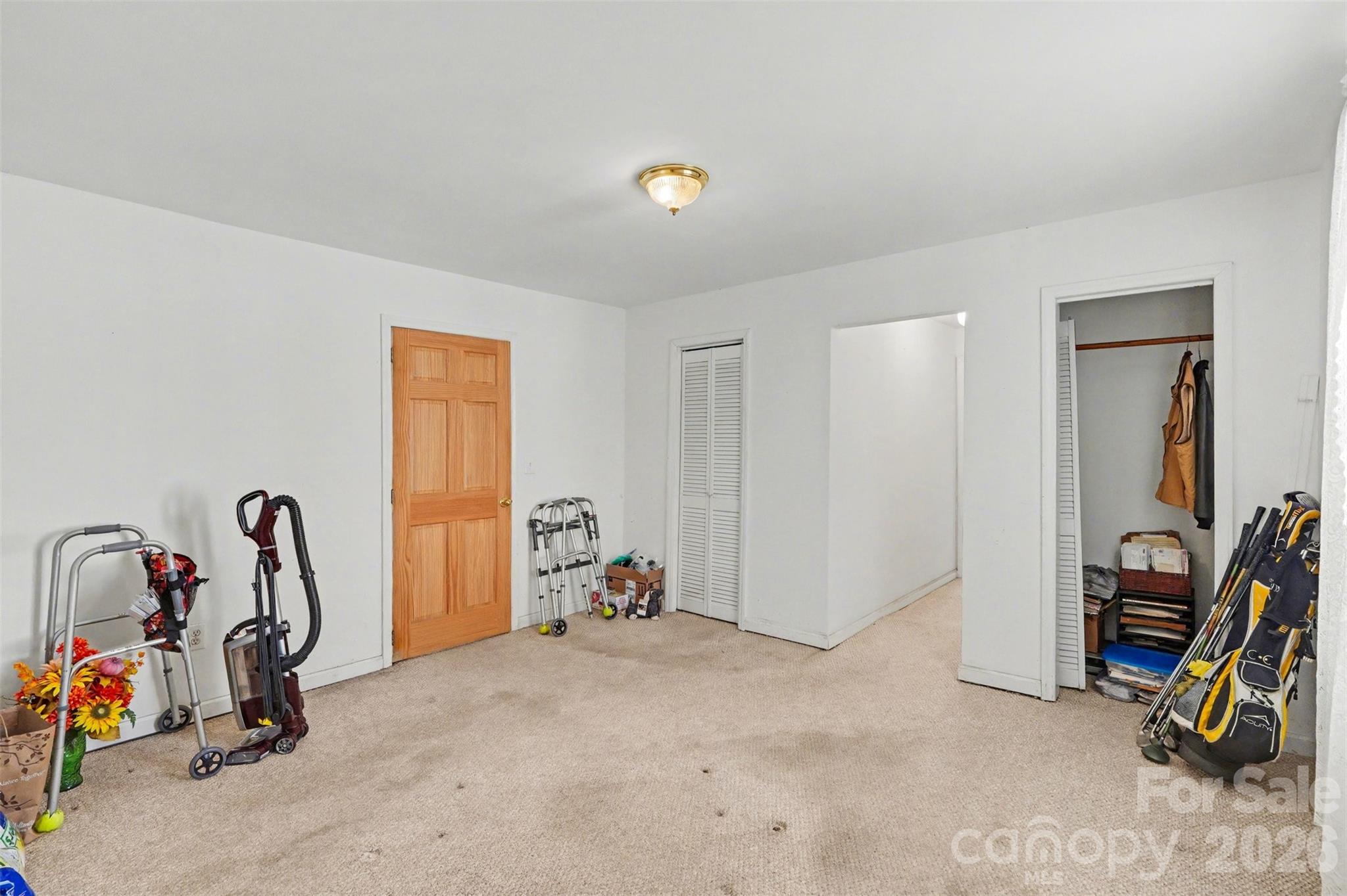 300 S Broome Street — Waxhaw