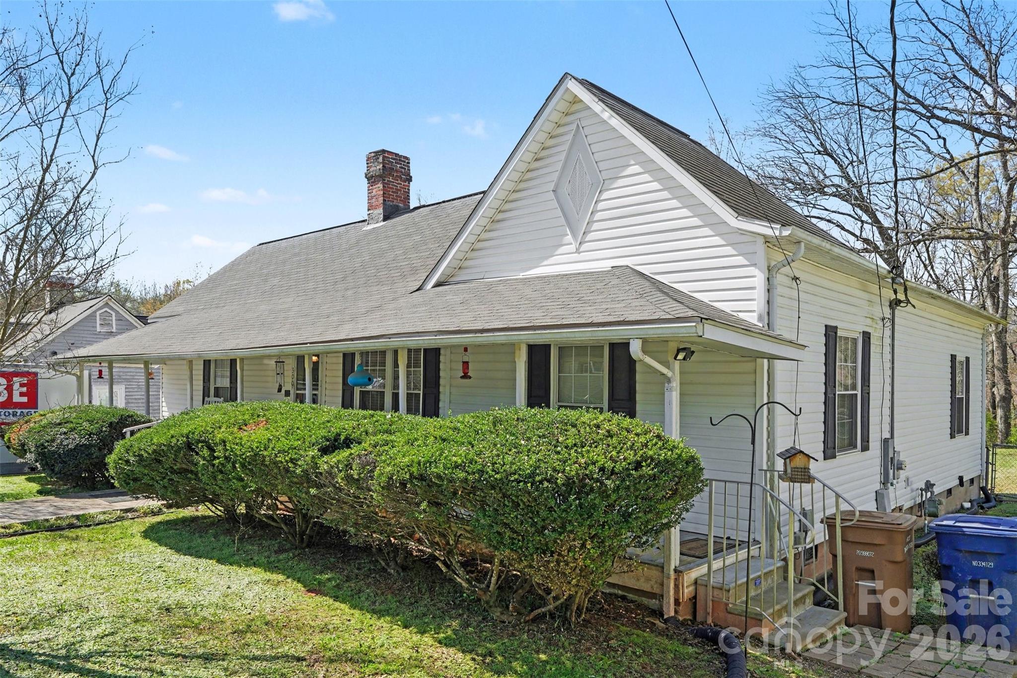 300 S Broome Street — Waxhaw