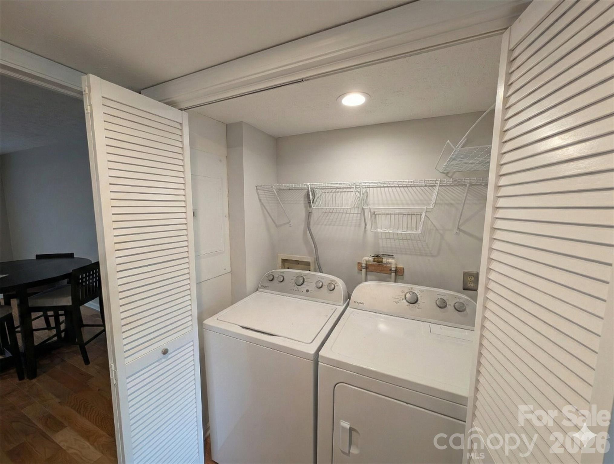 88 Laurelwood Circle W #10 — Hendersonville