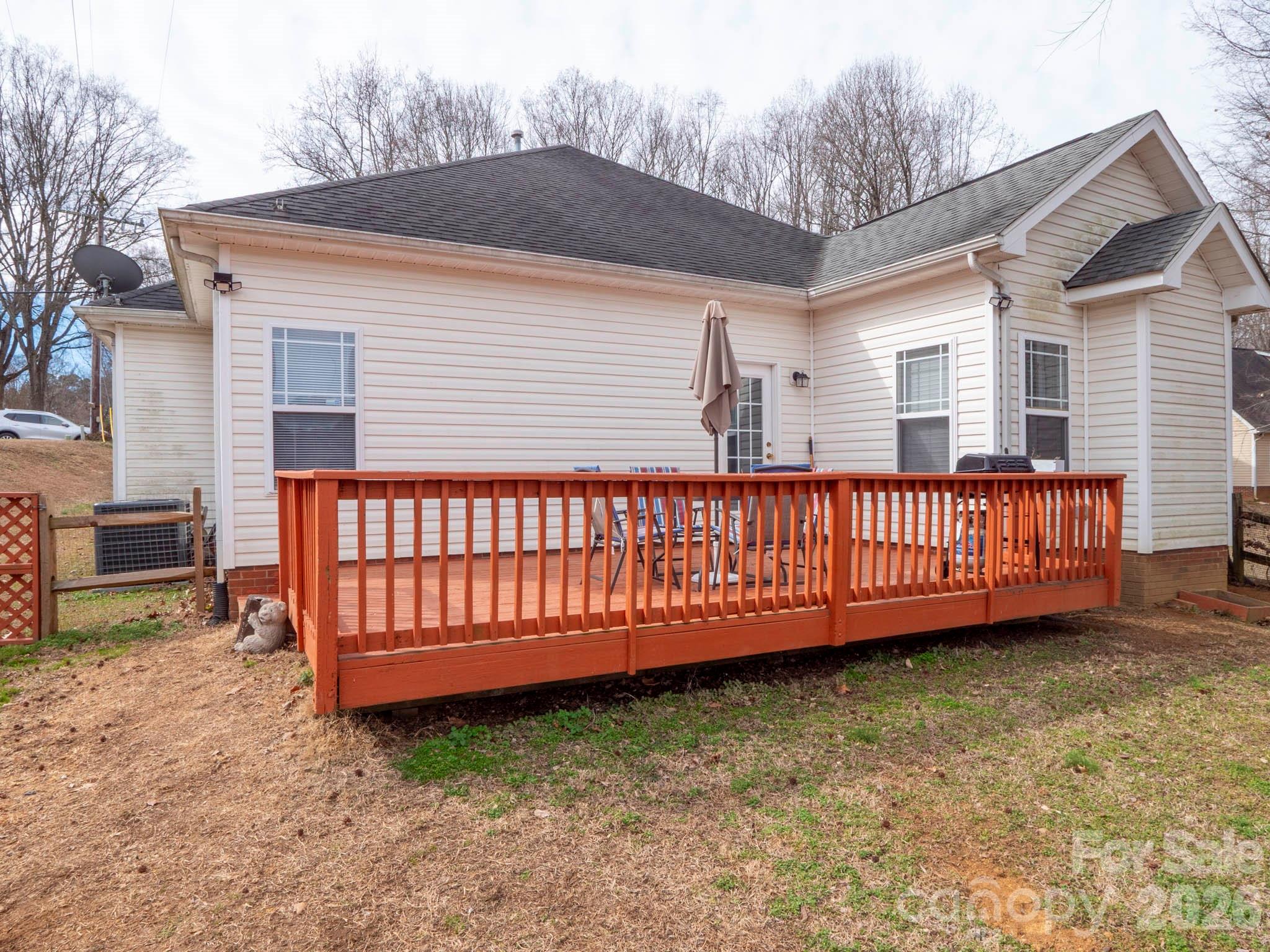 5912 Almond Road — Charlotte