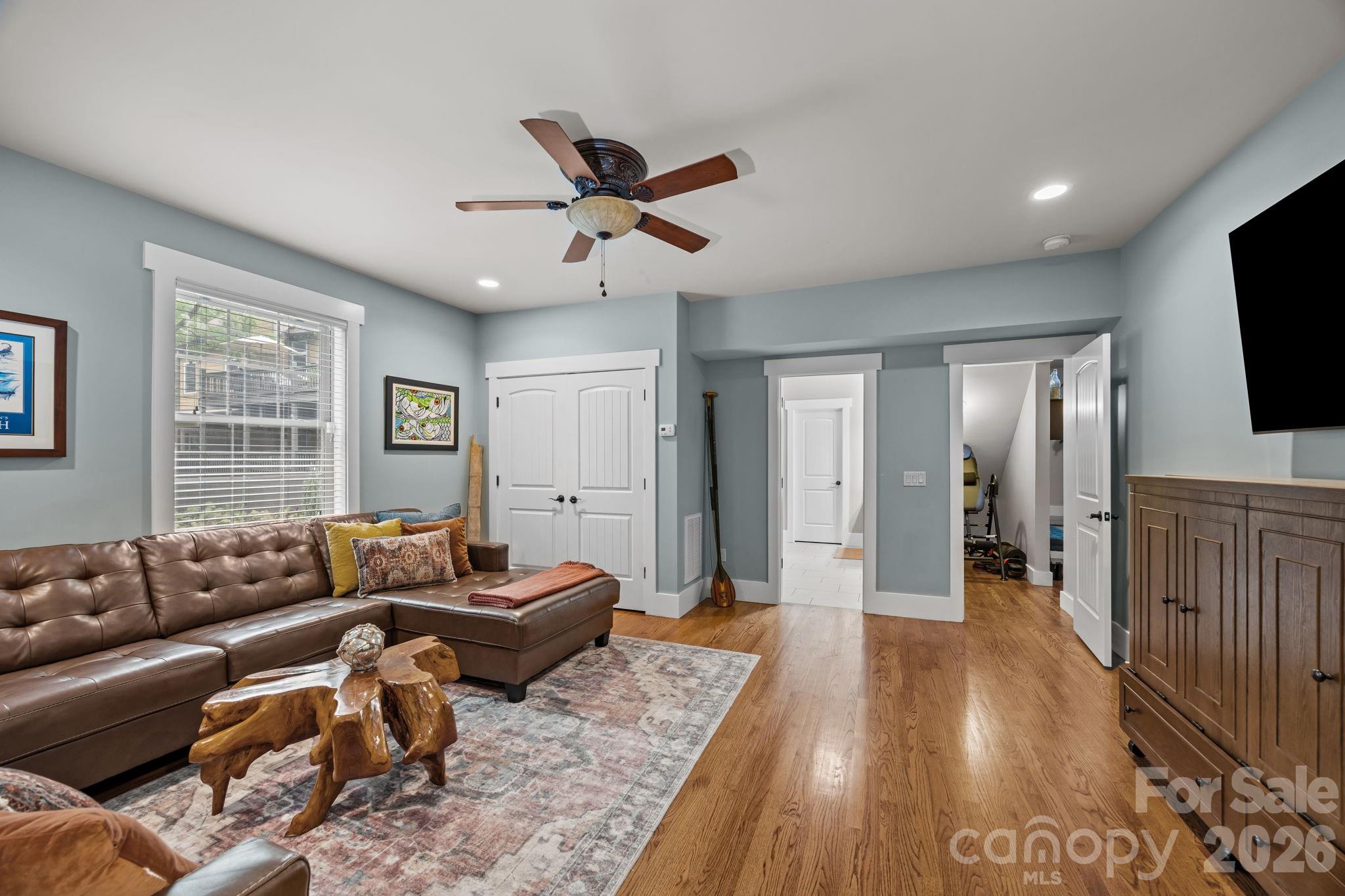 18 Oak Springs Drive — Arden
