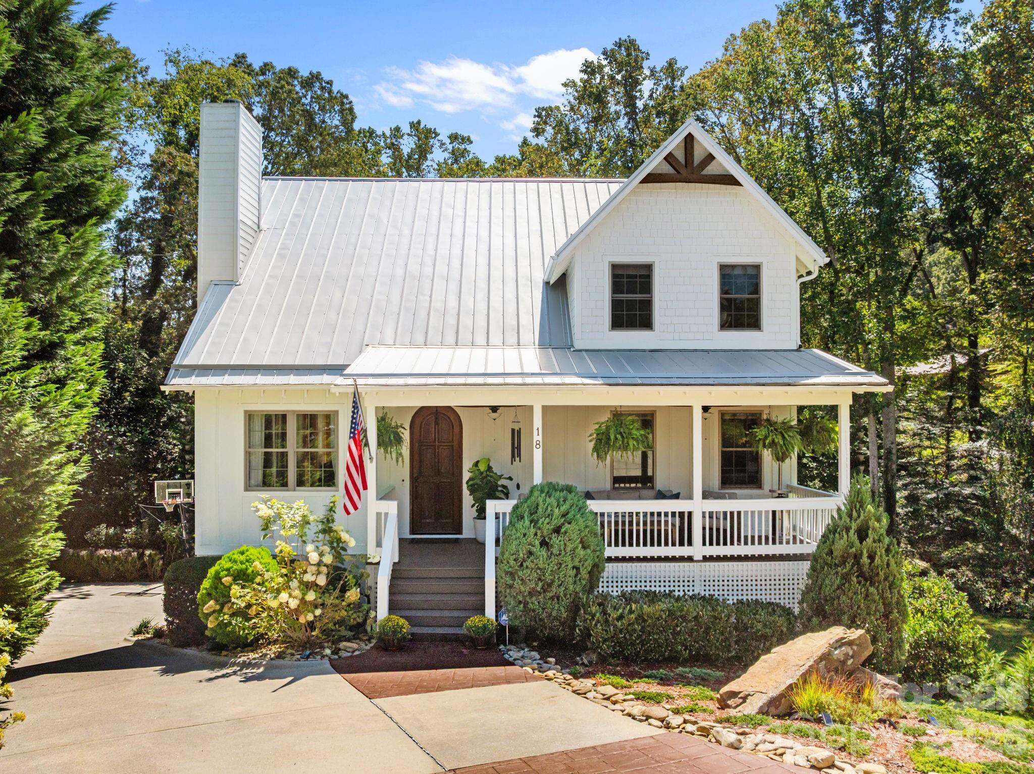 18 Oak Springs Drive — Arden