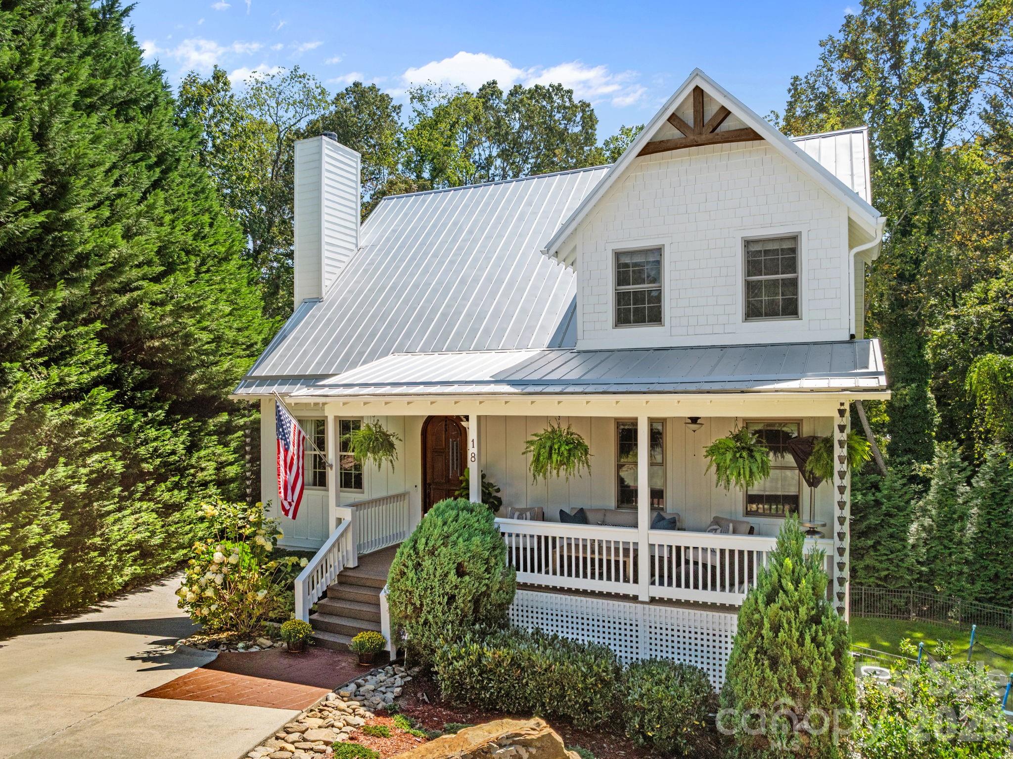 18 Oak Springs Drive — Arden