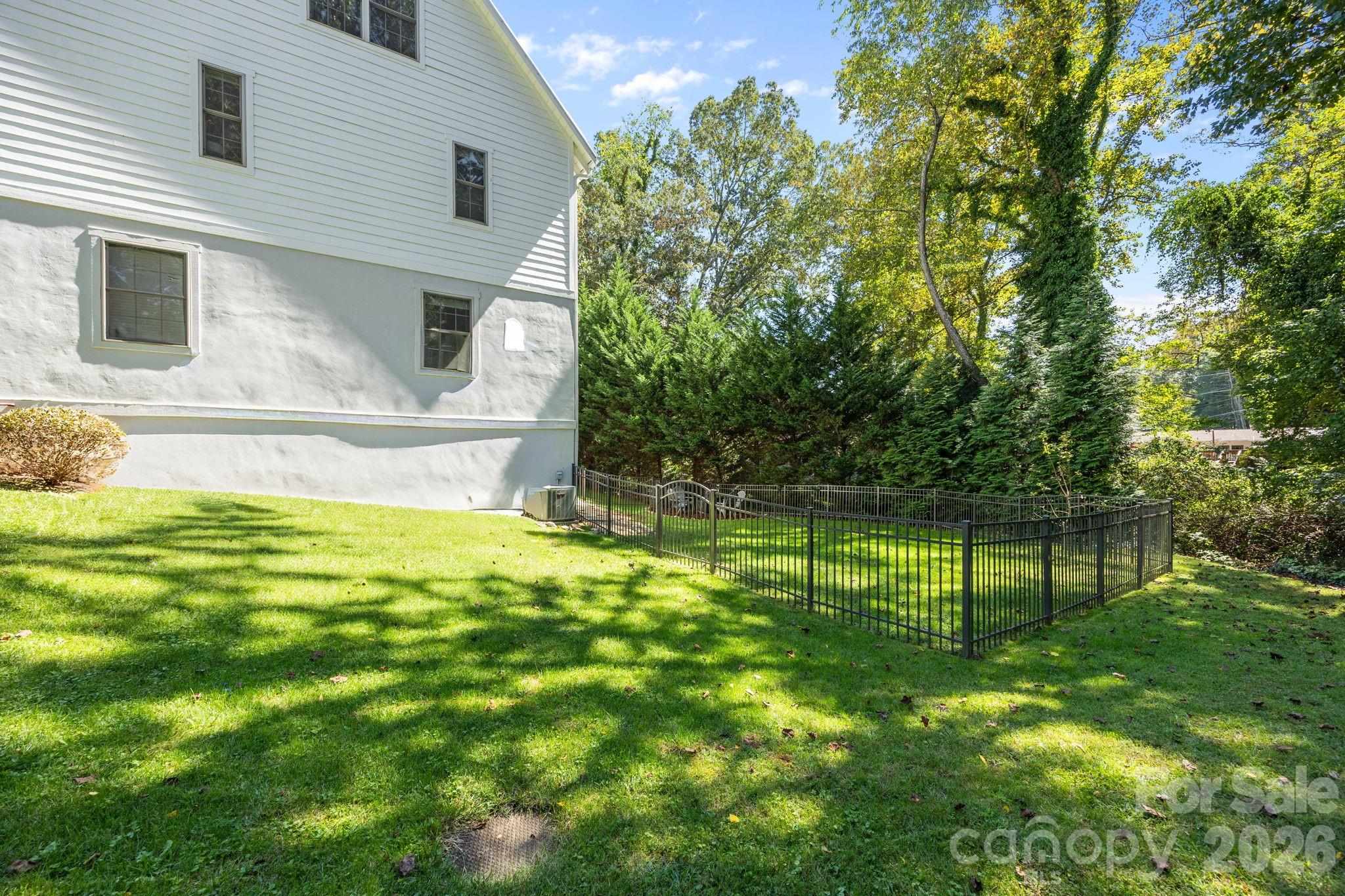 18 Oak Springs Drive — Arden