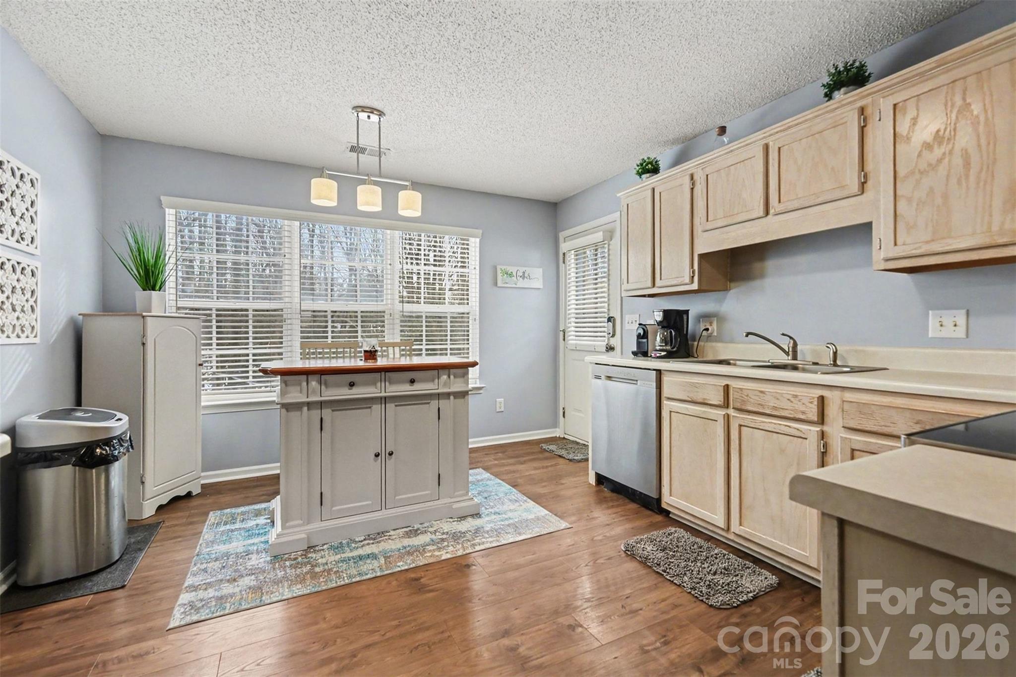 6323 Pine Hollow Drive — Charlotte