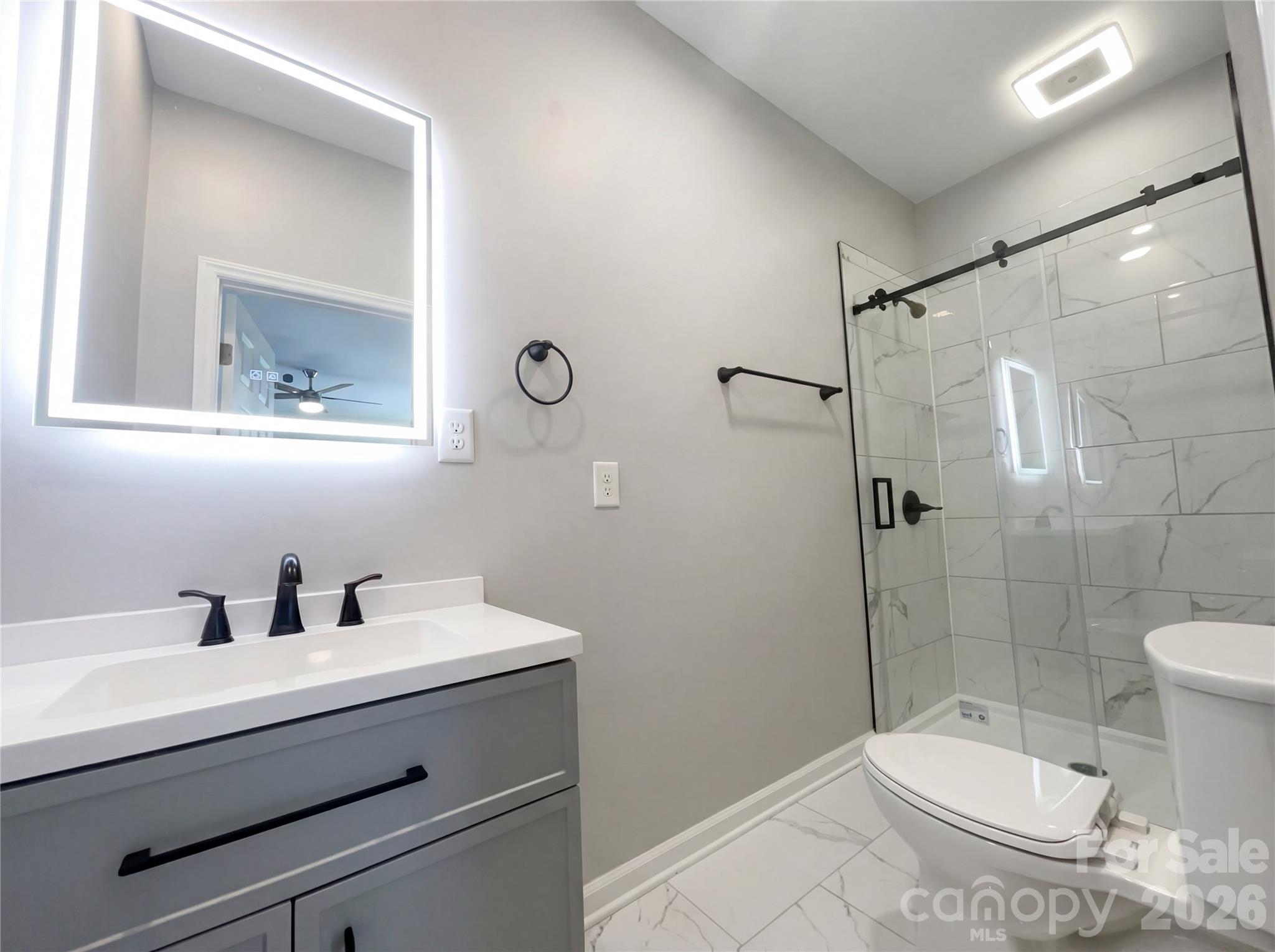 405 Isle Of Pines Road — Mooresville