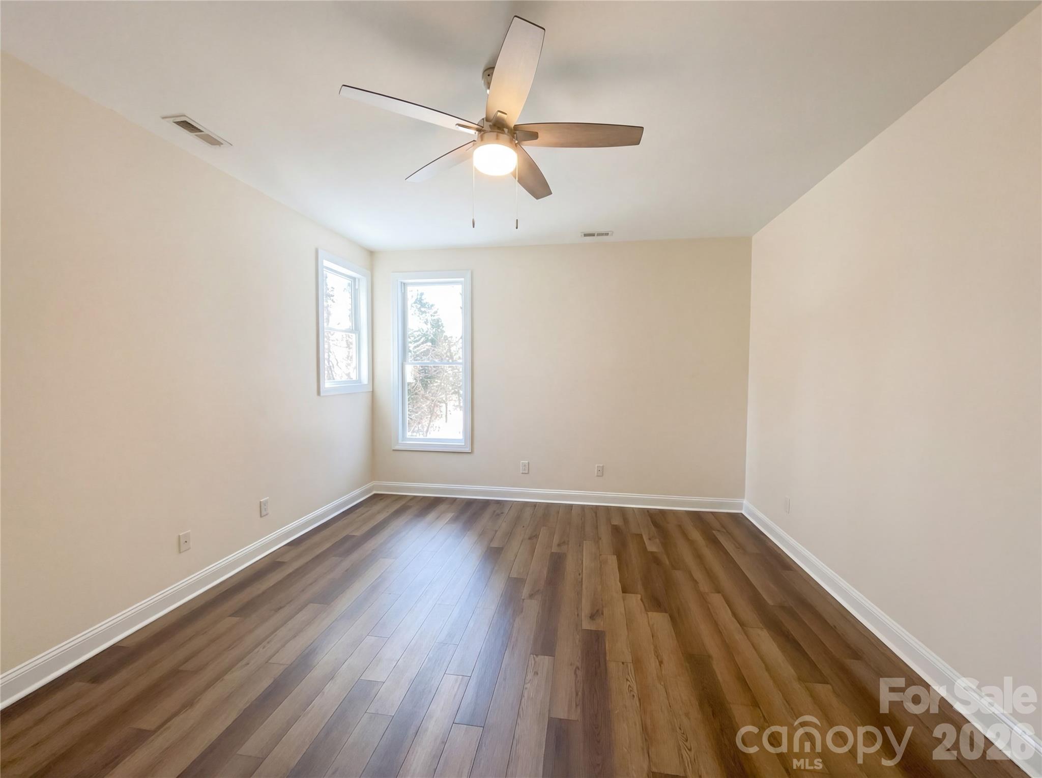 405 Isle Of Pines Road — Mooresville
