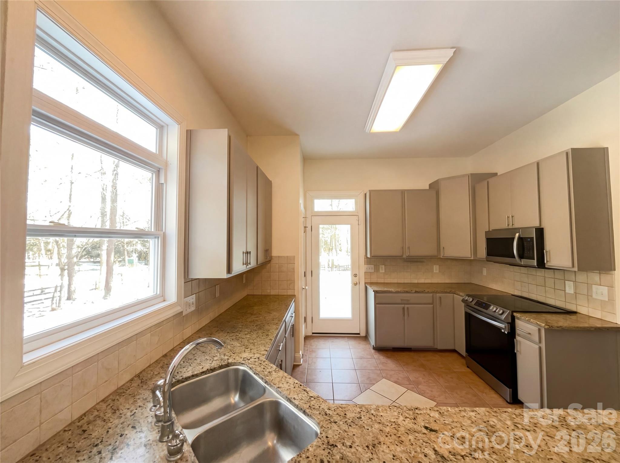 405 Isle Of Pines Road — Mooresville
