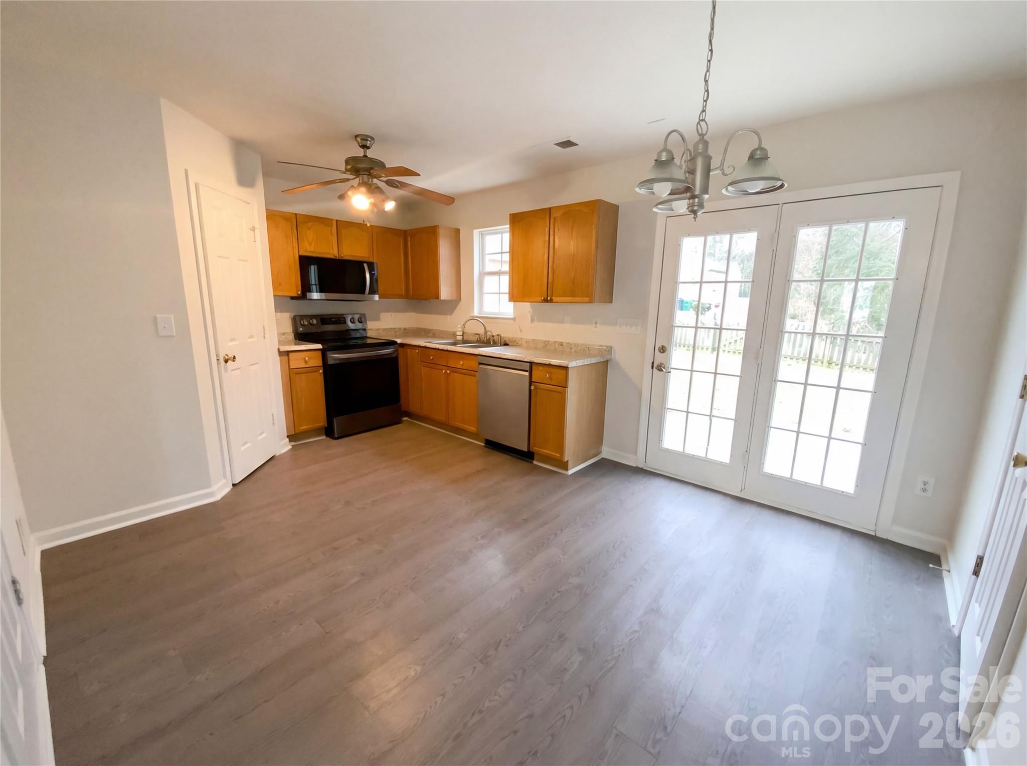 7136 Henderson Valley Lane — Charlotte