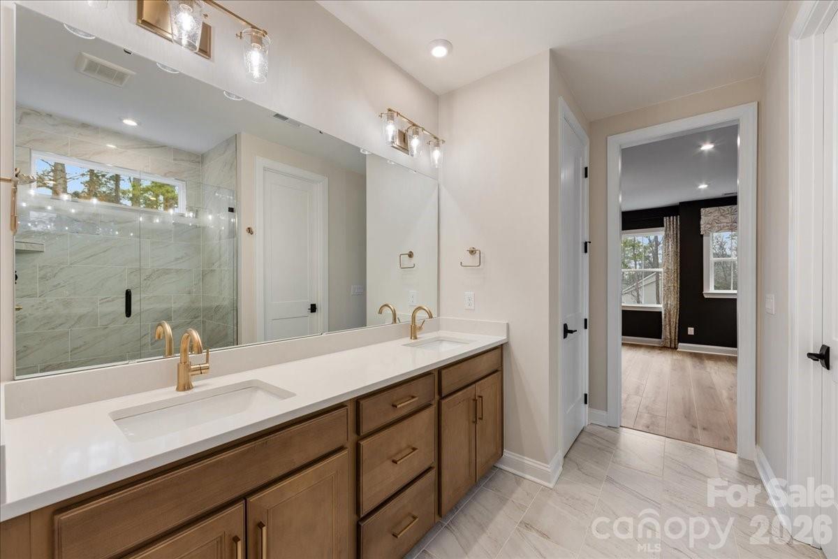 13013 Lucy Park Lane — Charlotte