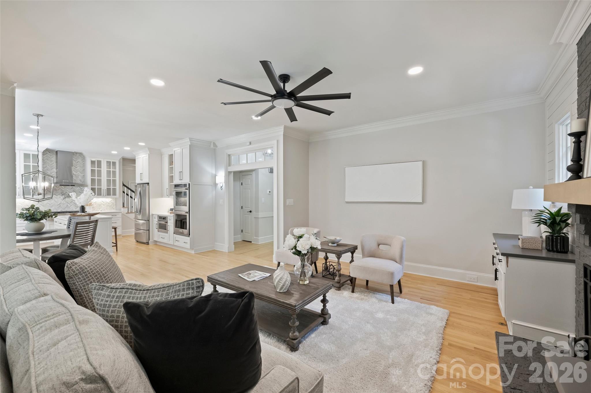 6504 Hunter Pine Lane — Charlotte