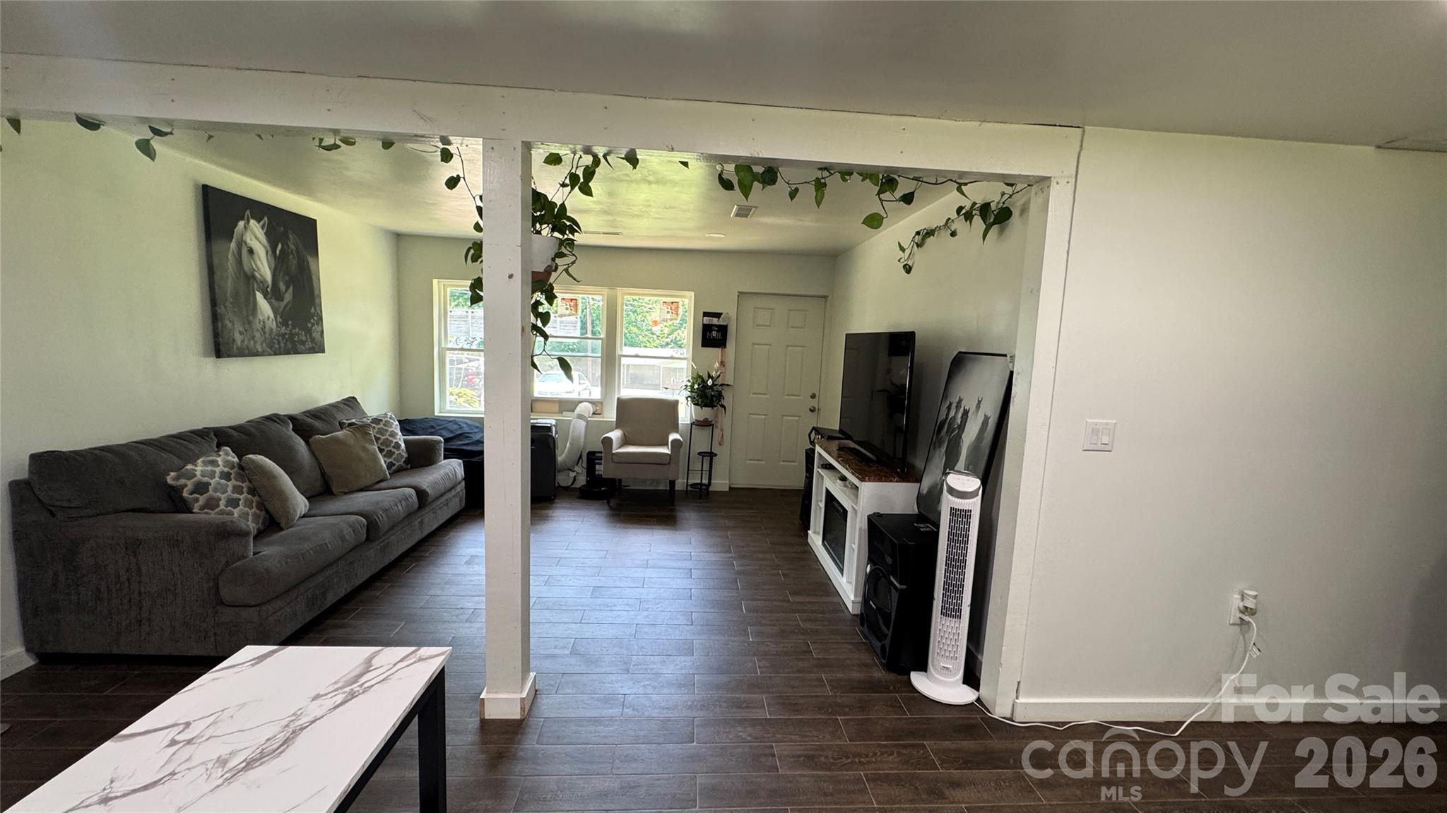 143 Mountain View Street — Forest City