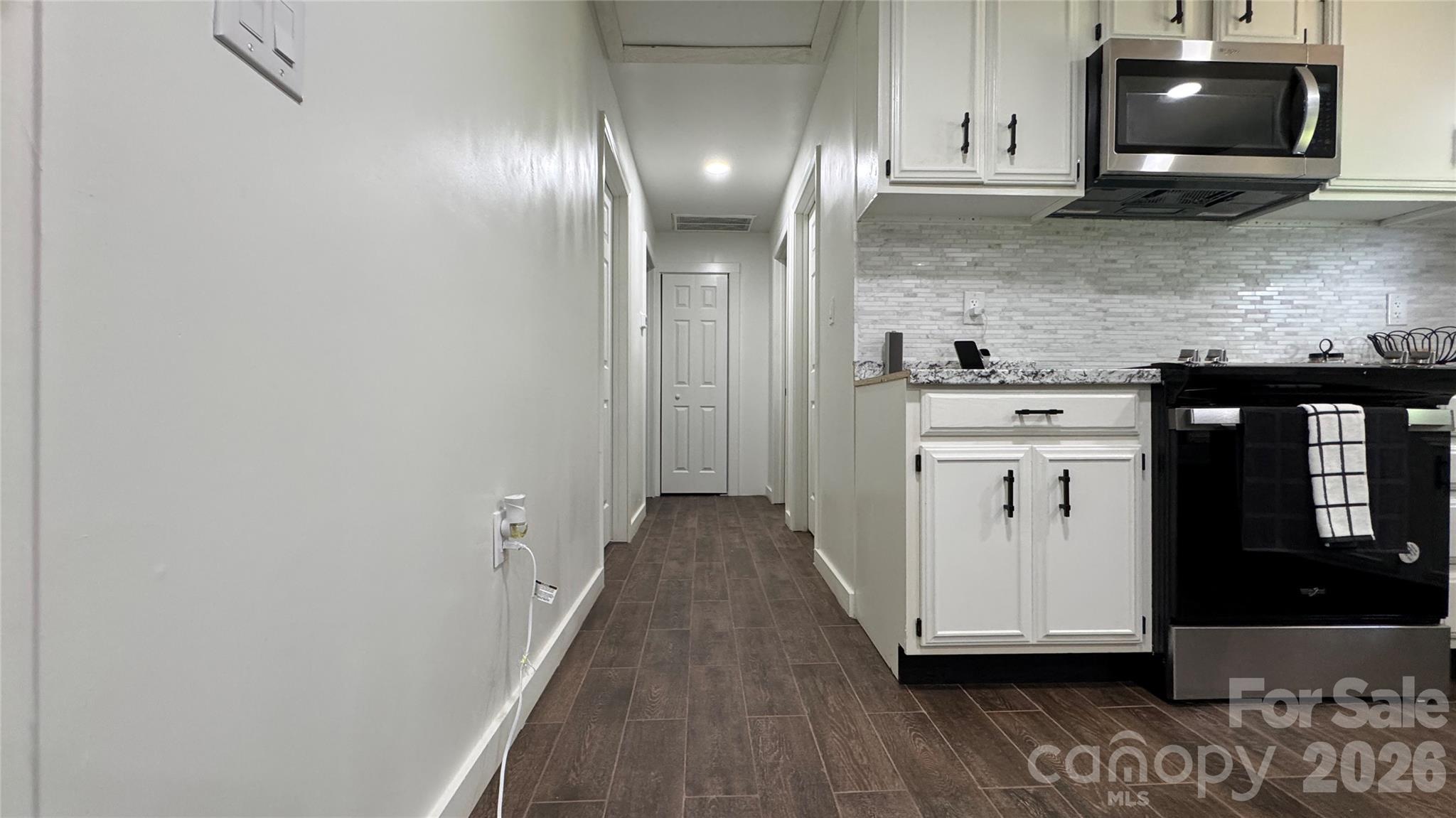 143 Mountain View Street — Forest City
