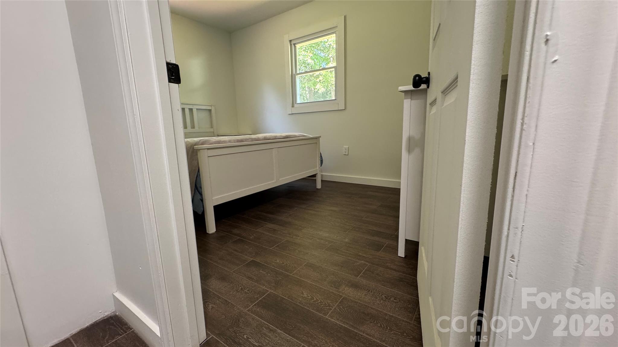 143 Mountain View Street — Forest City