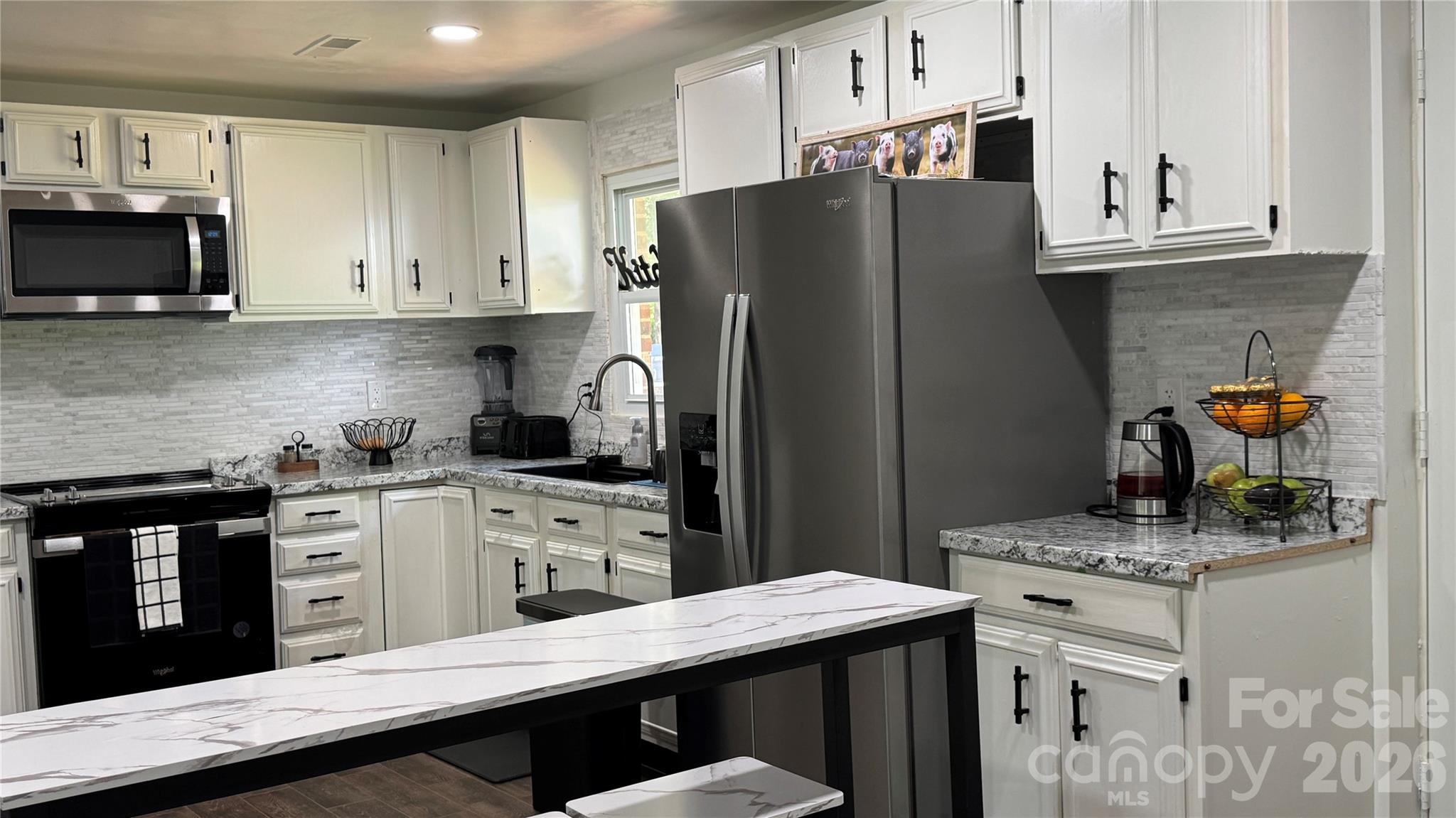 143 Mountain View Street — Forest City