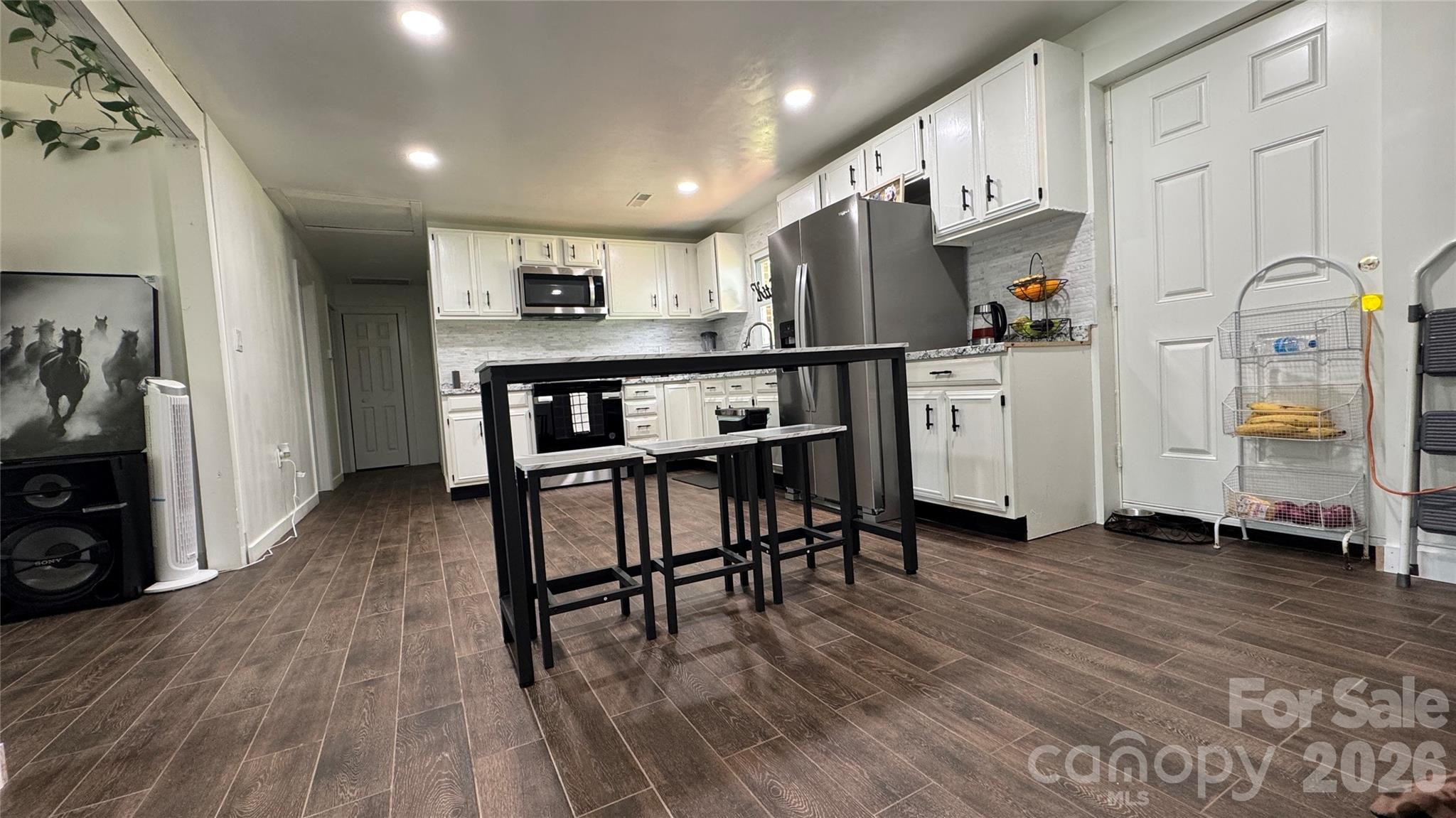 143 Mountain View Street — Forest City