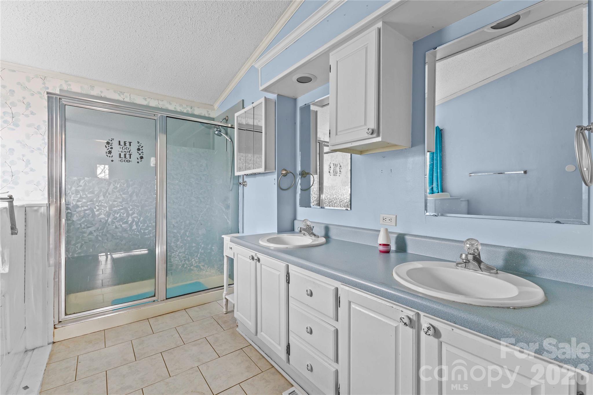 415 Massey Deal Road — Statesville