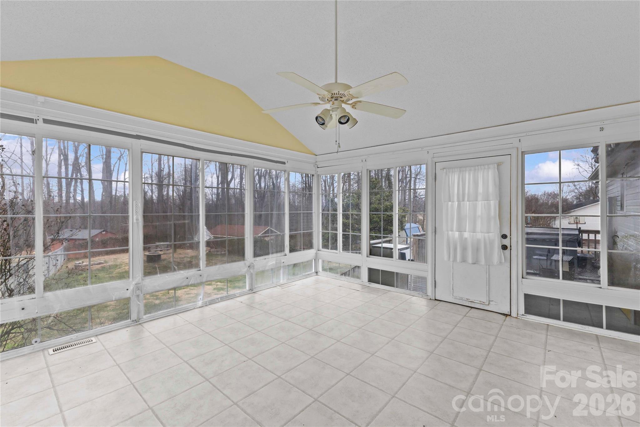 415 Massey Deal Road — Statesville