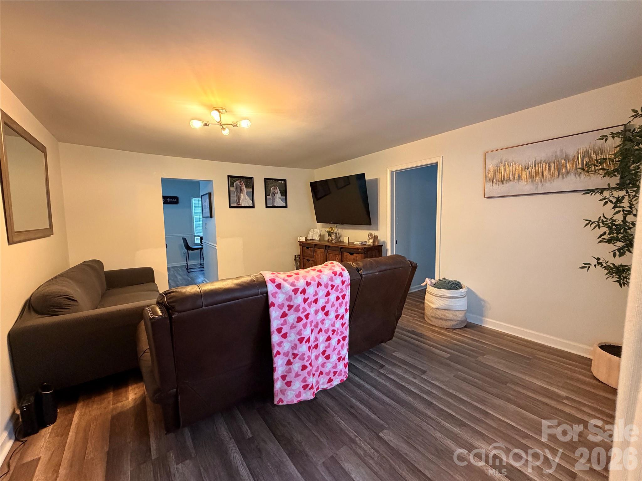 934 S Chestnut Street — Gastonia