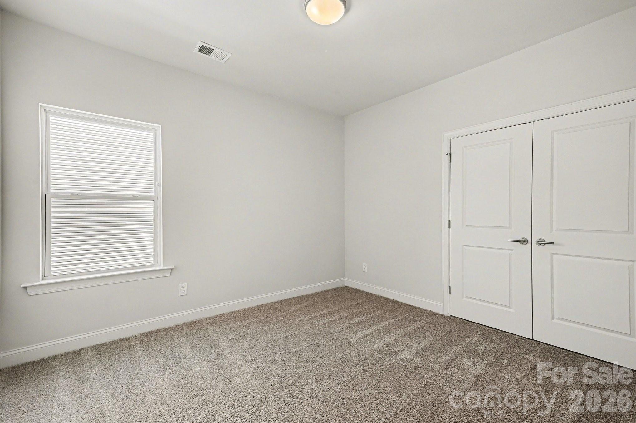 562 W Wilson Avenue — Mooresville