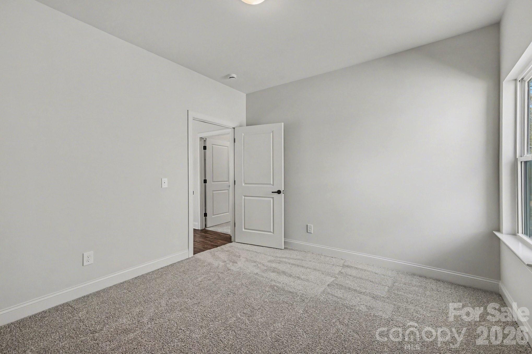 564 W Wilson Avenue — Mooresville