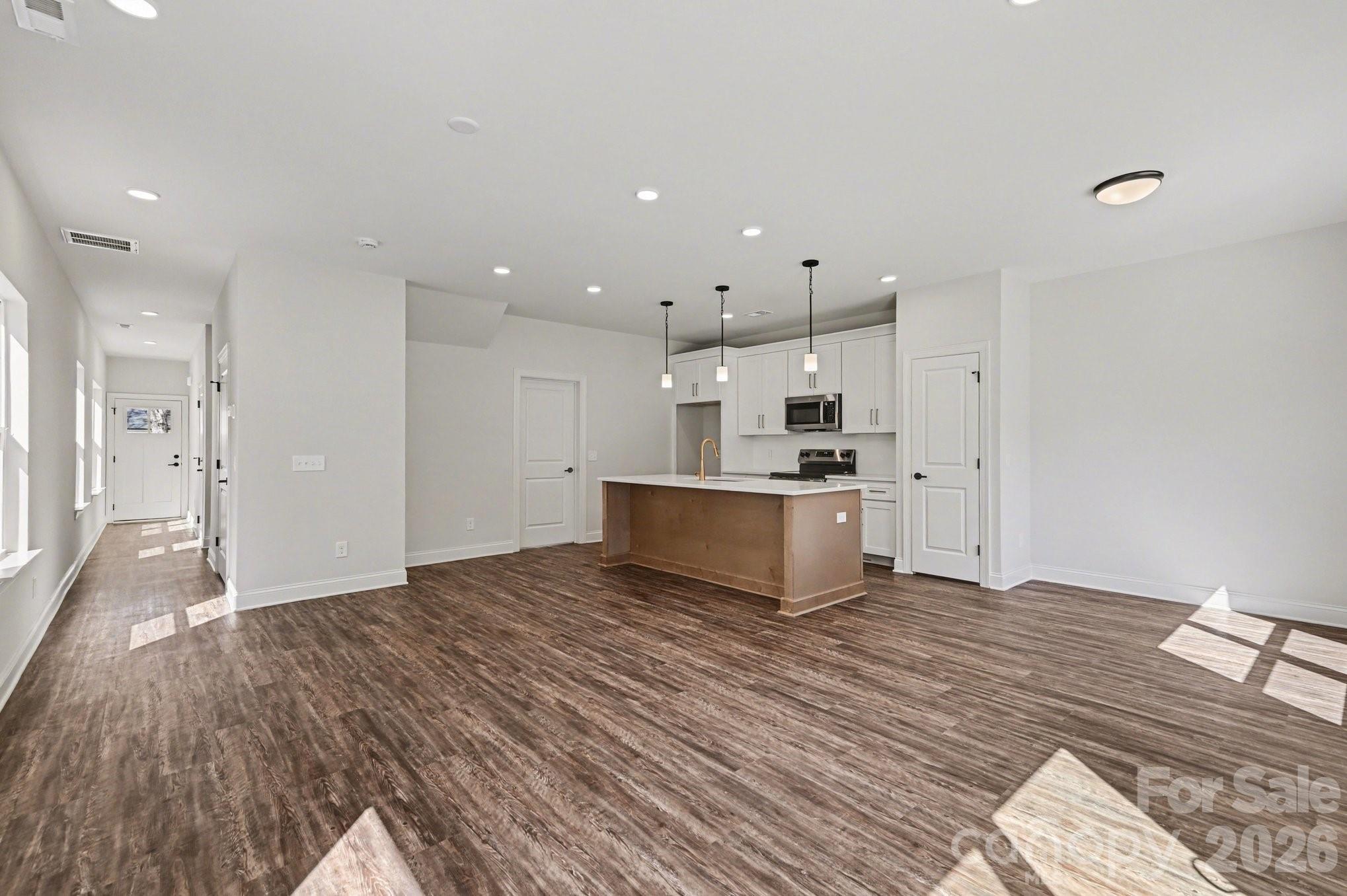 564 W Wilson Avenue — Mooresville