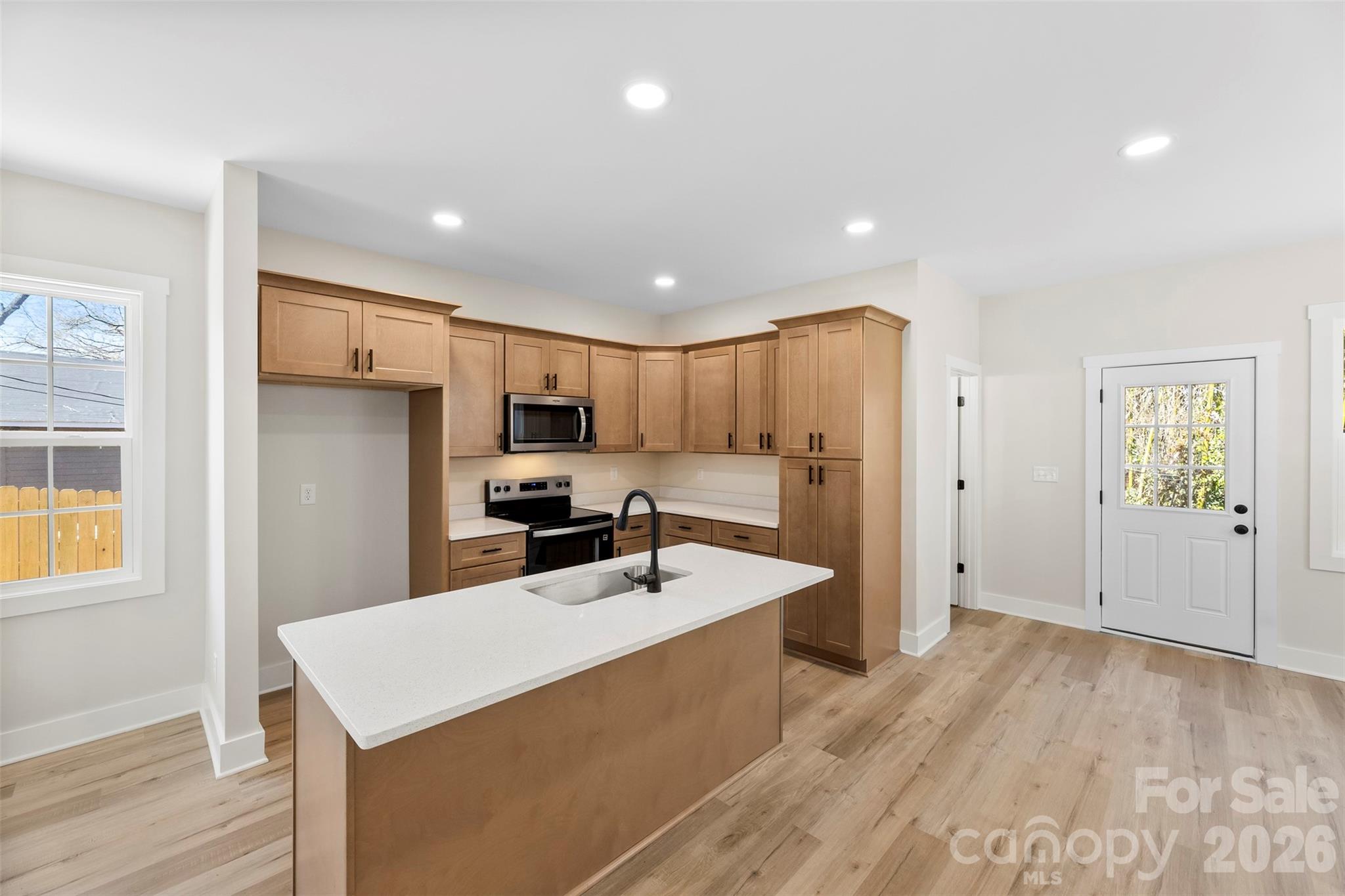 207 Putnam Street — Shelby