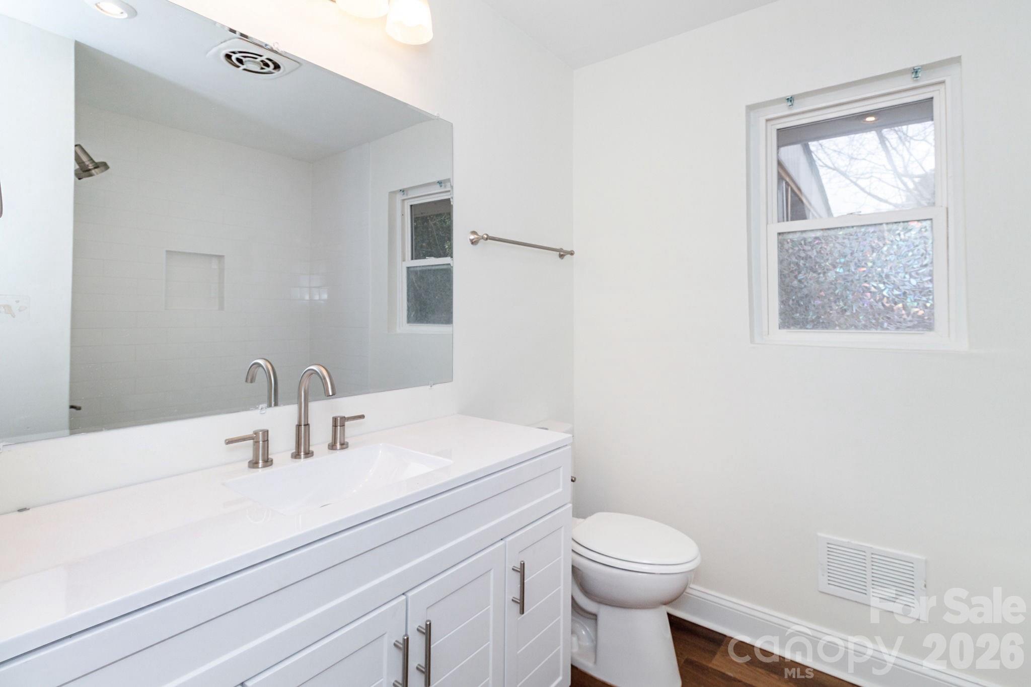 1701 Irma Street — Charlotte