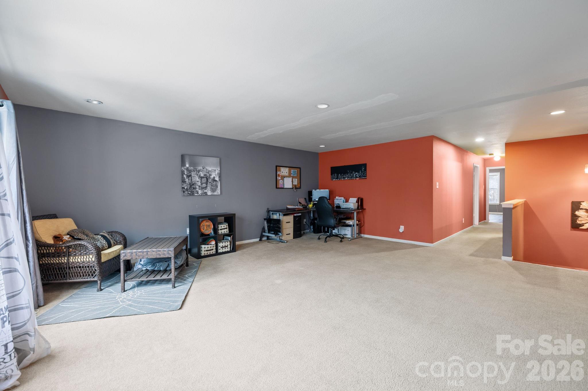 6127 Blue Ash Lane — Charlotte
